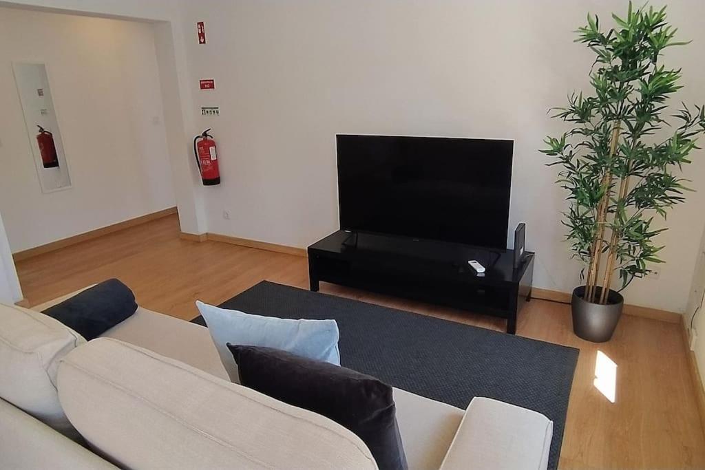 Lisboa/City/Sunny Apar/Metro/Airport/Wifi/Air Cond Exterior foto